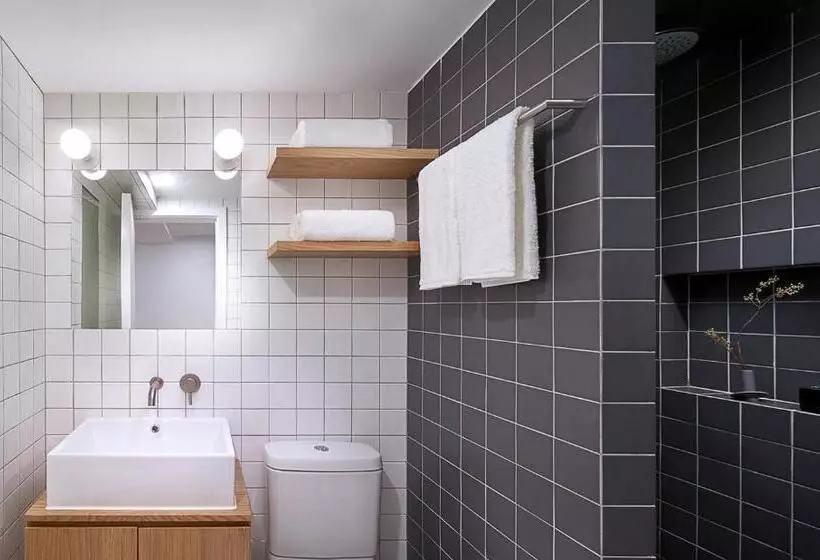 Base Shanghai Suhe Serviced Apartment, Near East Nanjing Road & People S Square