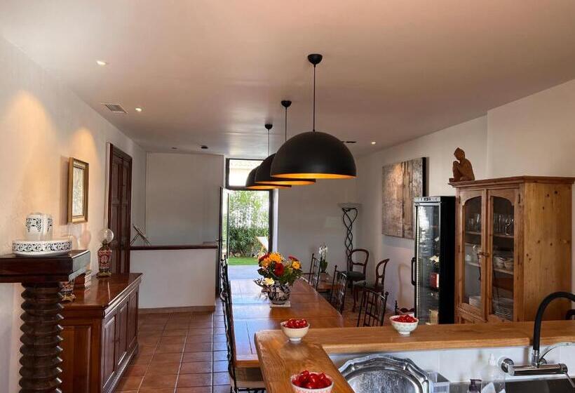 Bed and Breakfast Les Baroudeurs De Saint Jean