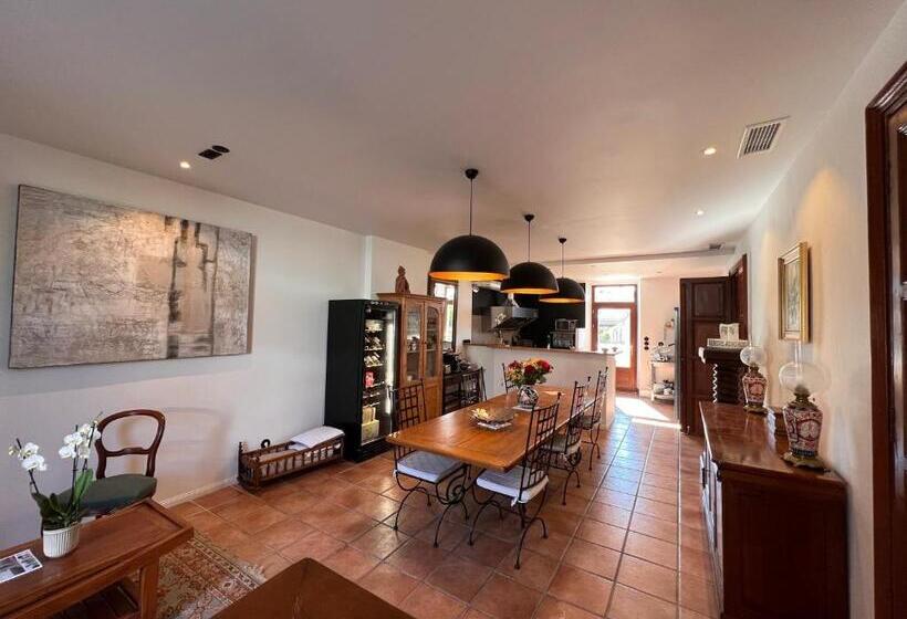 Bed and Breakfast Les Baroudeurs De Saint Jean