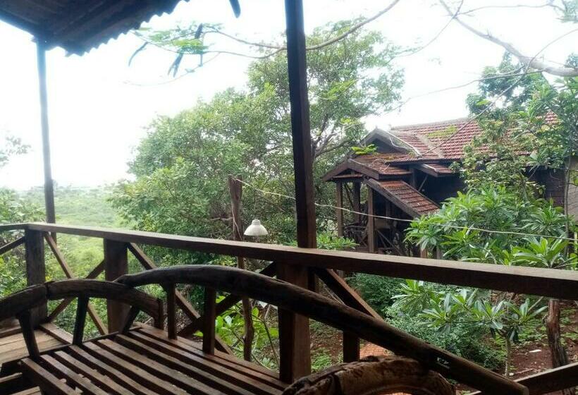 ベッドアンドブレックファースト Quiet Garden View Lodge&trekking