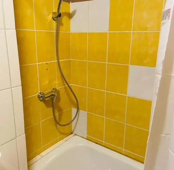 تختخواب و صبحانه Résidence Karamel Yaoundé Anguissa