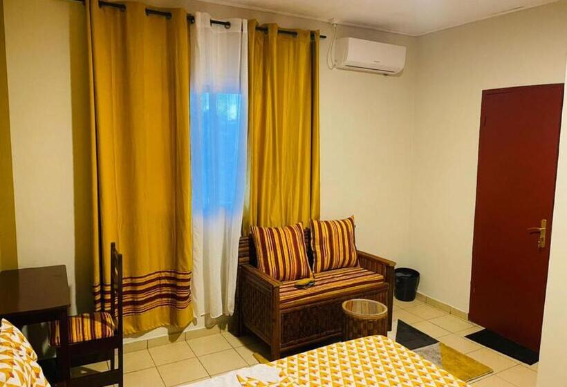 تختخواب و صبحانه Résidence Karamel Yaoundé Anguissa