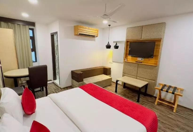 Hotelli Xenious Biz Ayaan Residency