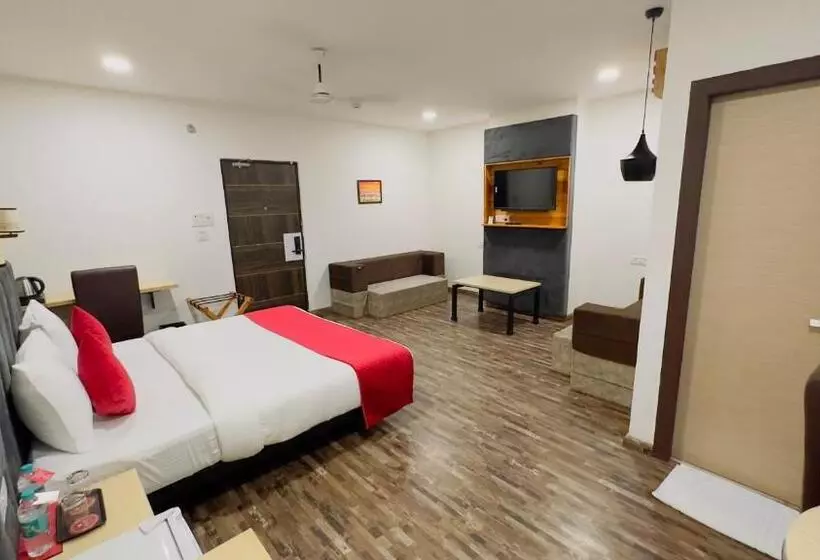 Hotelli Xenious Biz Ayaan Residency