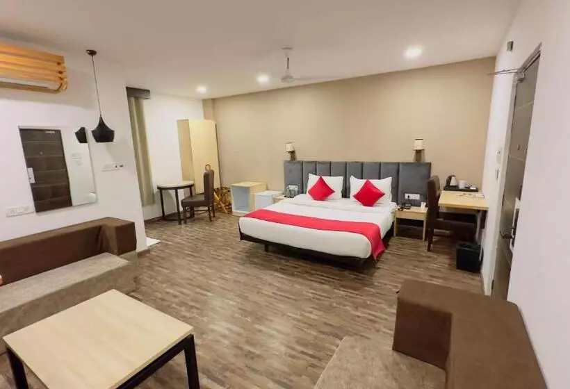 Hotelli Xenious Biz Ayaan Residency