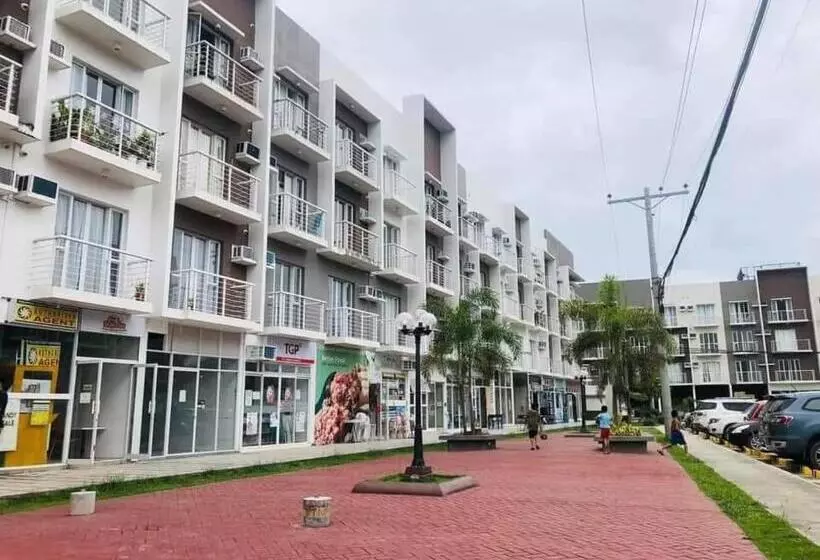 Modena Town Square Walkup Condominium