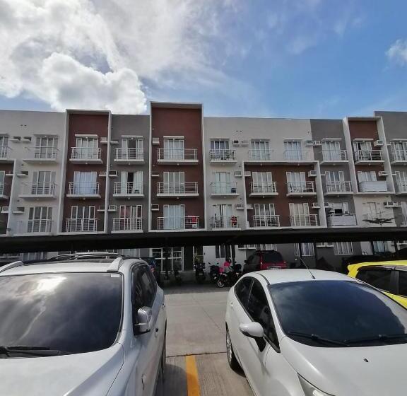 Modena Town Square Walkup Condominium