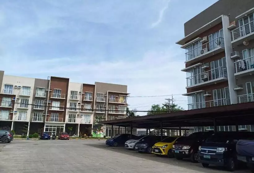 Modena Town Square Walkup Condominium