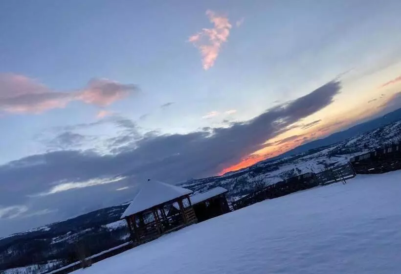 Majatalo Casa Din Deal