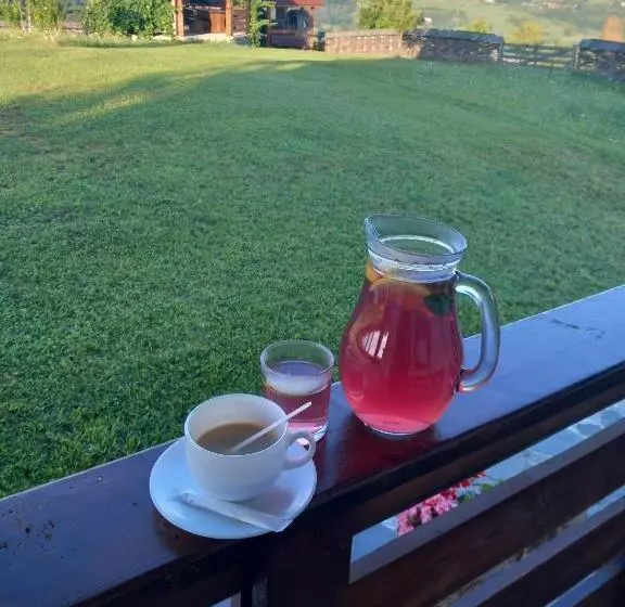 Majatalo Casa Din Deal