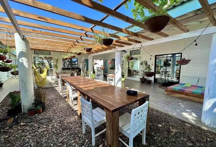 Aamiaismajoitus (B&B) Jakes On The Beach