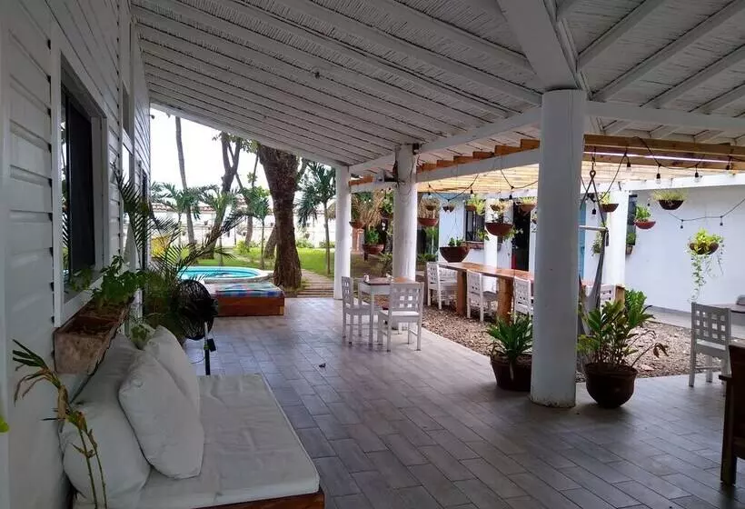 Aamiaismajoitus (B&B) Jakes On The Beach