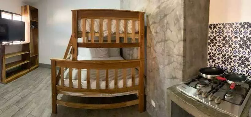 Aamiaismajoitus (B&B) Jakes On The Beach