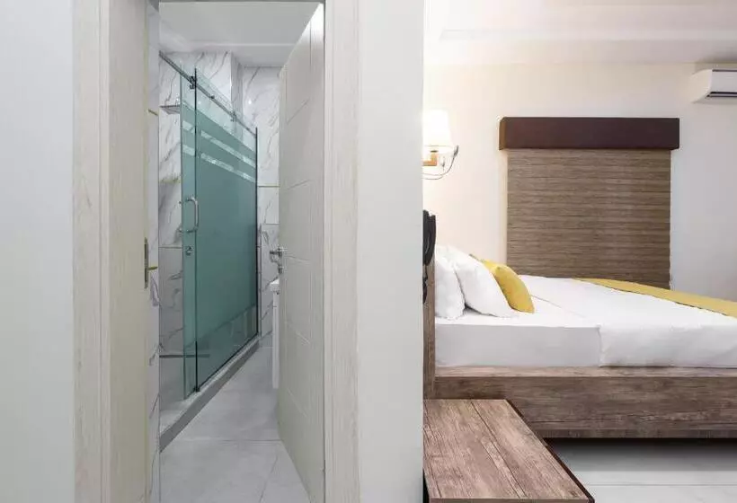 هتل Bkt Cribs   Apartments & Suites