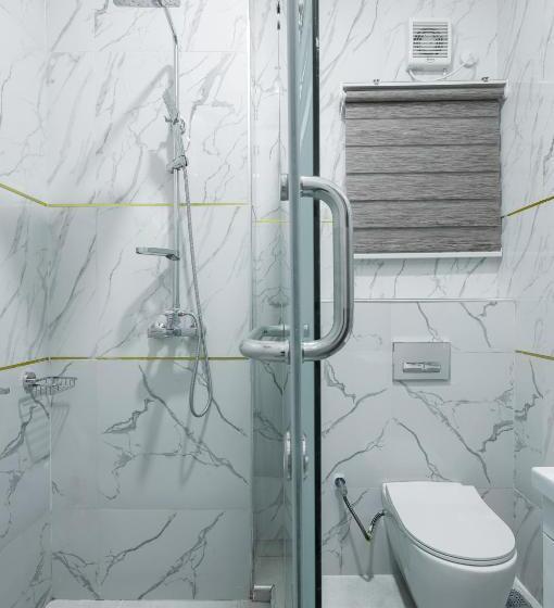 هتل Bkt Cribs Apartments & Suites