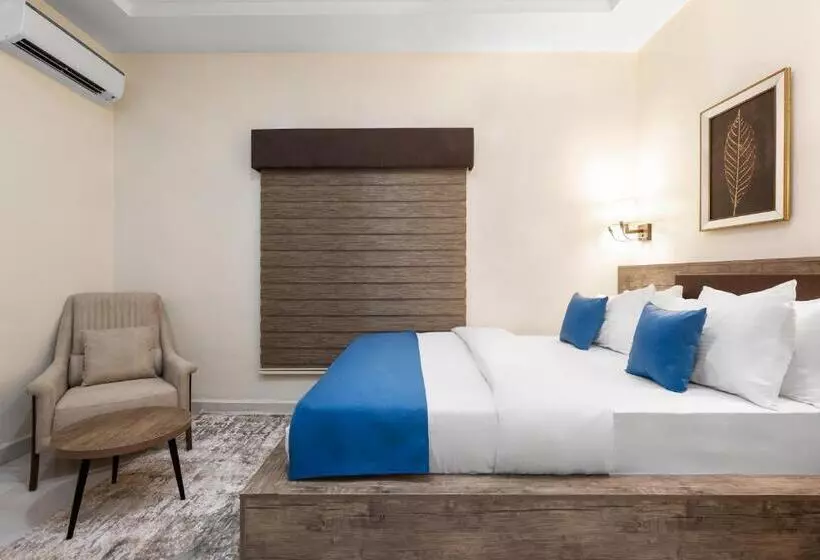 هتل Bkt Cribs   Apartments & Suites