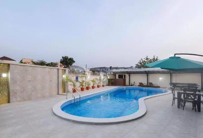 هتل Bkt Cribs   Apartments & Suites