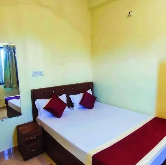 Hotelli Rudra Paradise