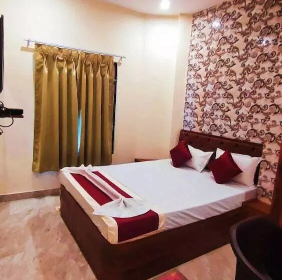 Hotelli Rudra Paradise