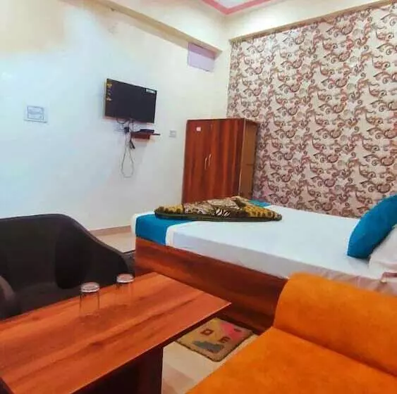 Hotelli Rudra Paradise