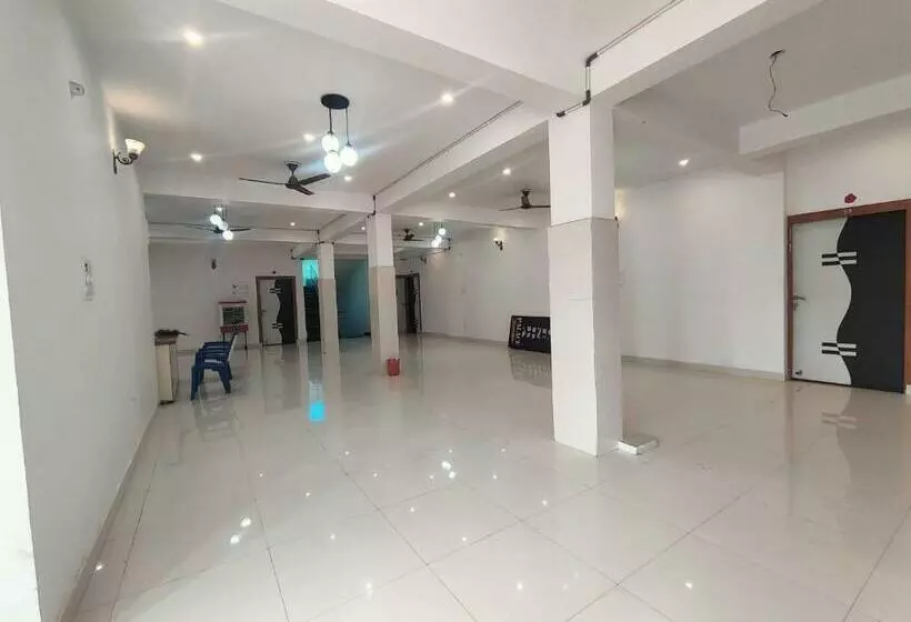 Spot On Hotel Kaushlendra Palace