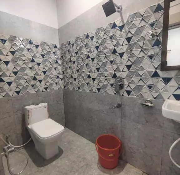 Spot On Hotel Kaushlendra Palace