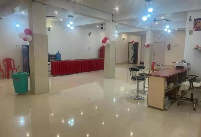 Spot On Hotel Kaushlendra Palace