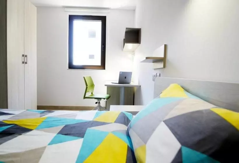 هاستل Campus Hub