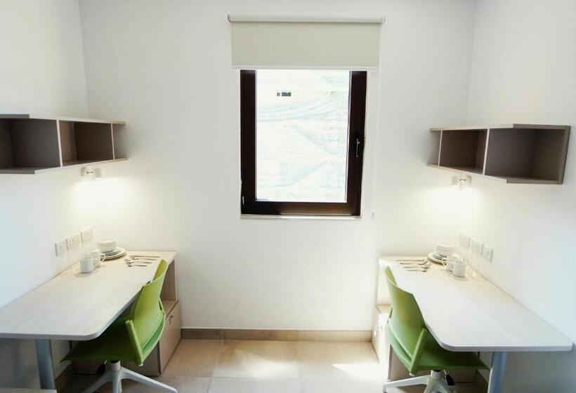 هاستل Campus Hub