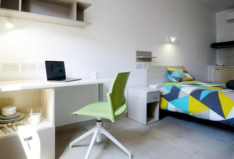 هاستل Campus Hub