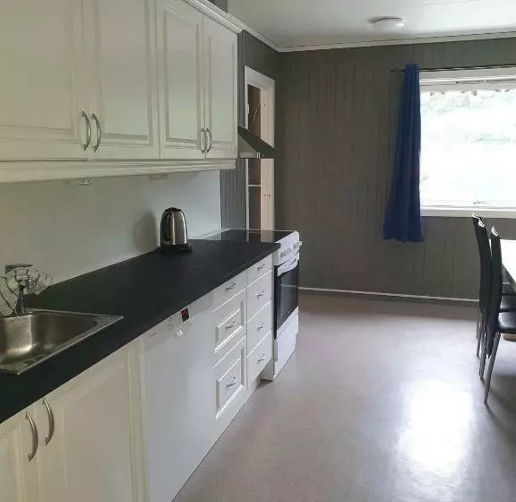 Retkeilymaja Leirvik I Sogn Apartment