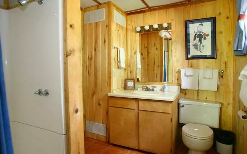 ユースホステル Rocky Mountain Cabins Of Buena Vista