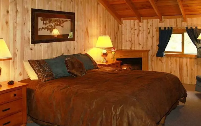 ユースホステル Rocky Mountain Cabins Of Buena Vista