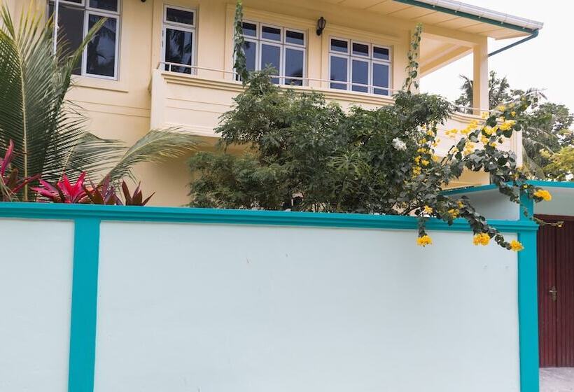 پانسیون Palm Rest Maldives