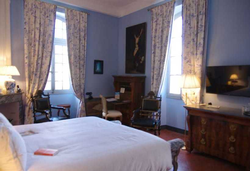 Отель Château De Collias