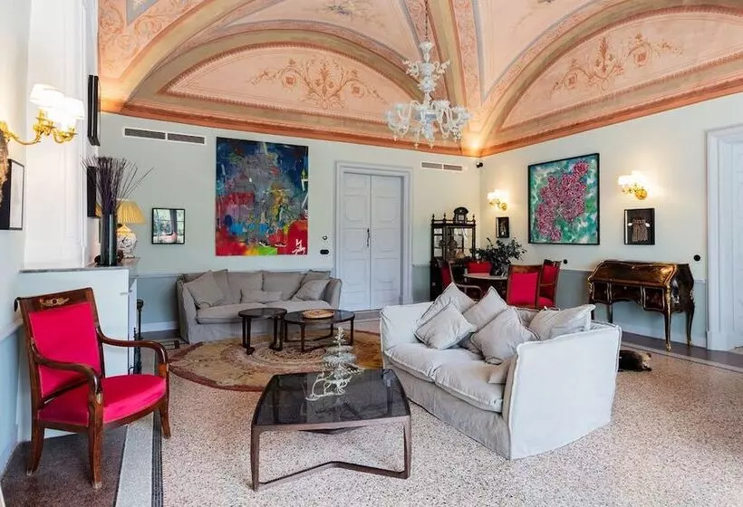 Hotelli Château De Collias