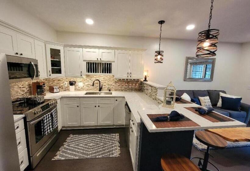 فندق Grand Wood Suites