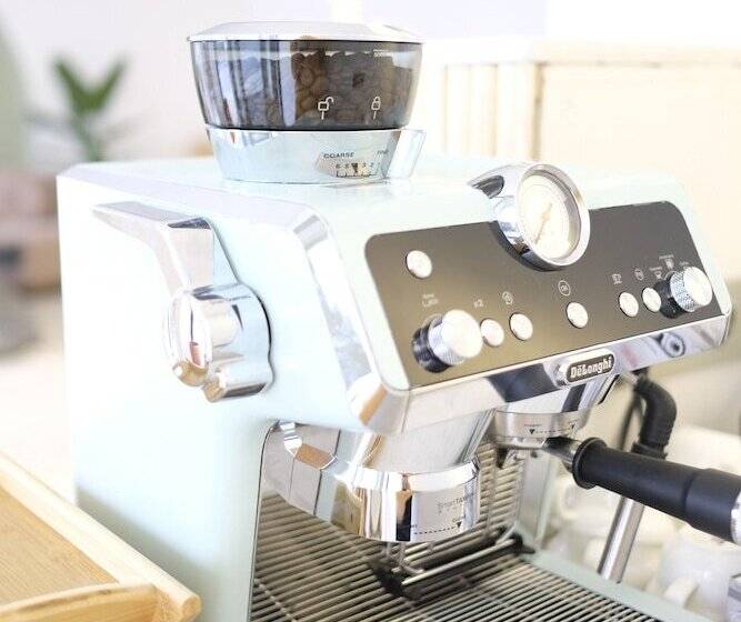 هتل Meshk Airport