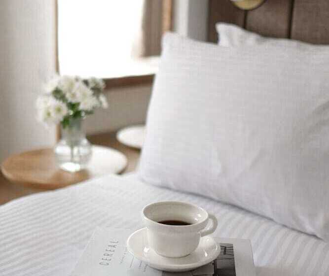 هتل Meshk Airport