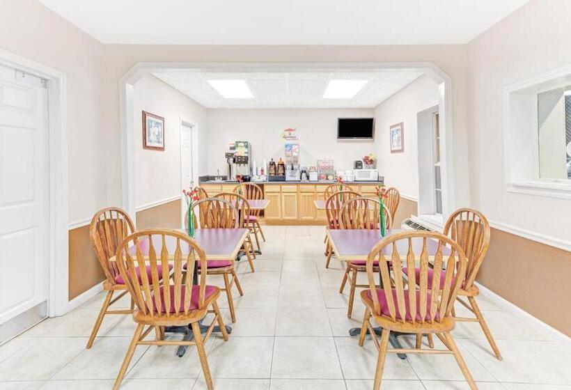 Отель Super Inn & Suites Carrollton,west Georgia