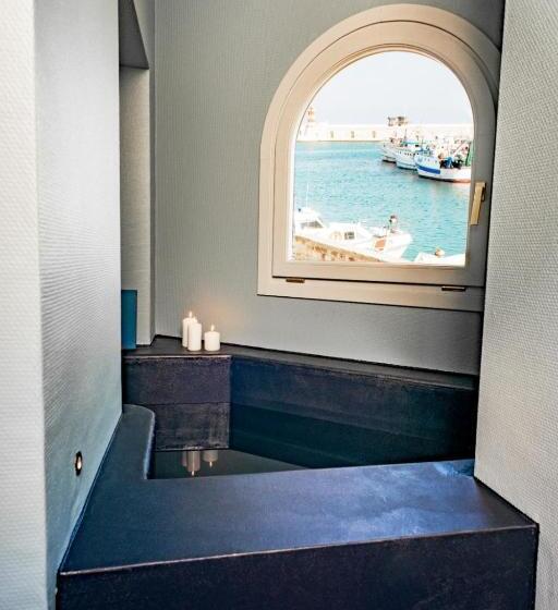 پانسیون Molo Suites