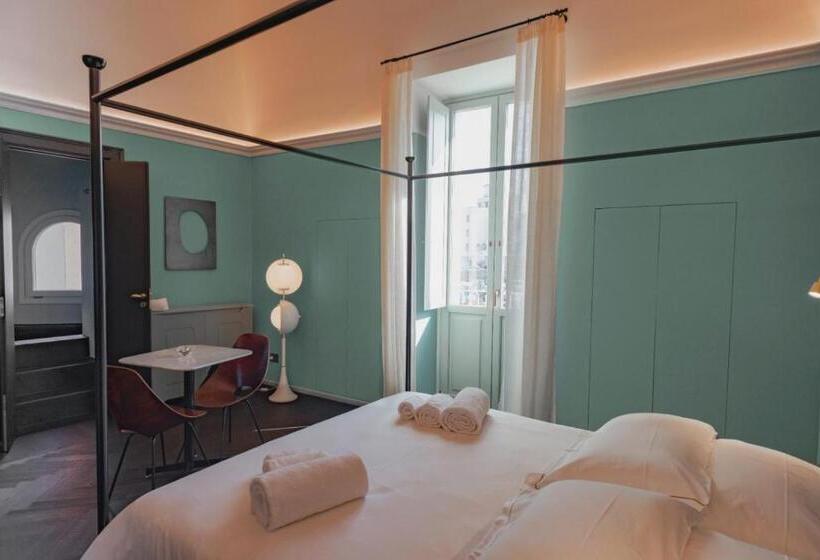 پانسیون Molo Suites