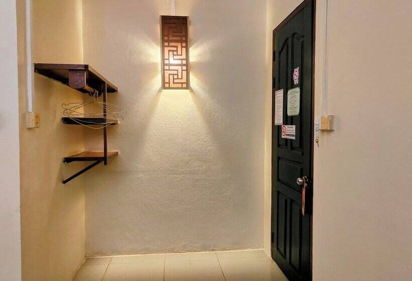 بنسيون Soben Cafe Guesthouse & Restaurant