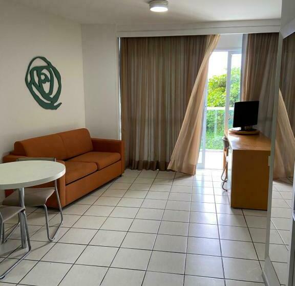 Praia Do Canto Apart