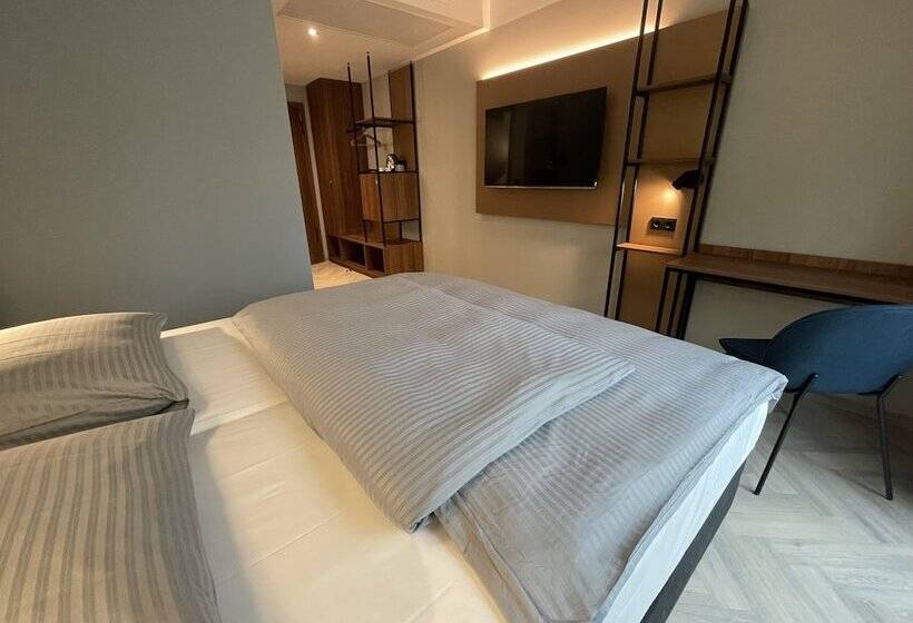 Stadthotel Neumarkt Mitte