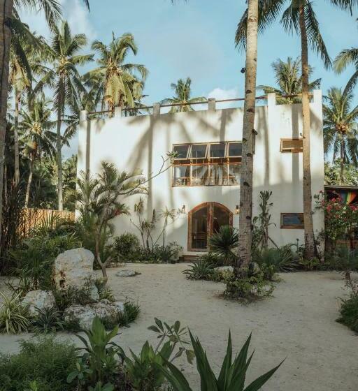 Vedya Boutique Hostel