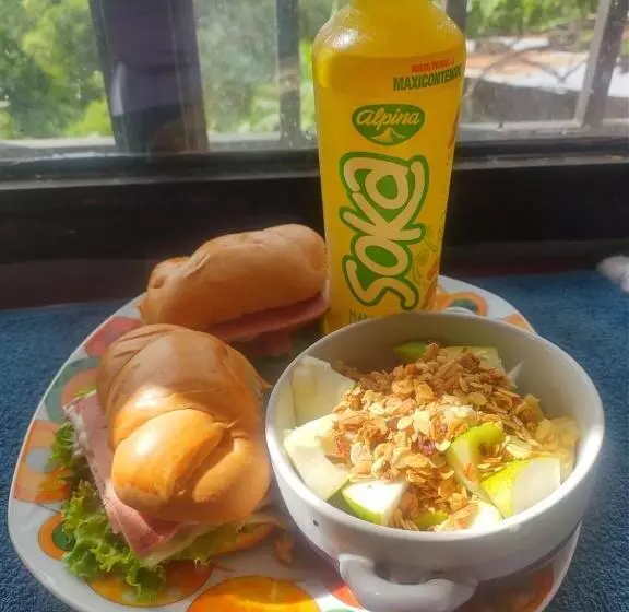 Apartahotel El Balcón Del Tolima