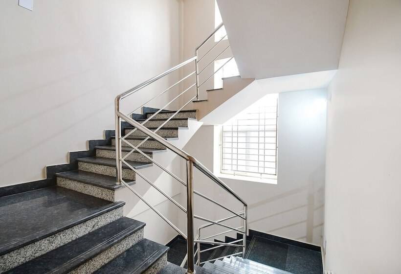 فندق Fabexpress Shree Residency