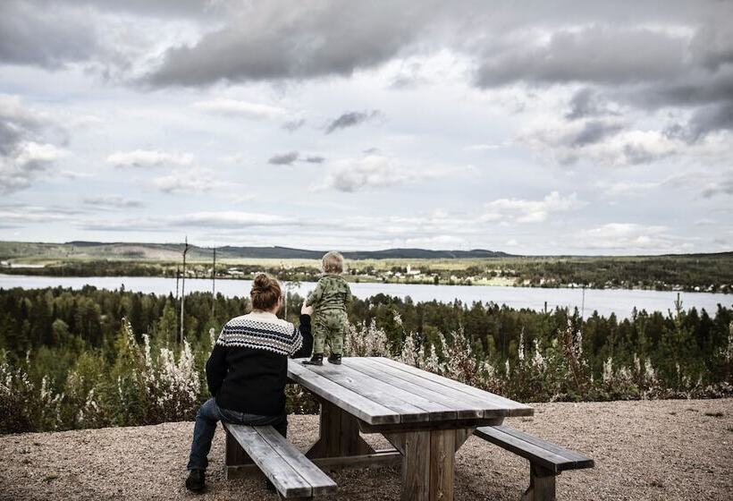 בית מלון כפרי Nederhögenvildmarkscenter