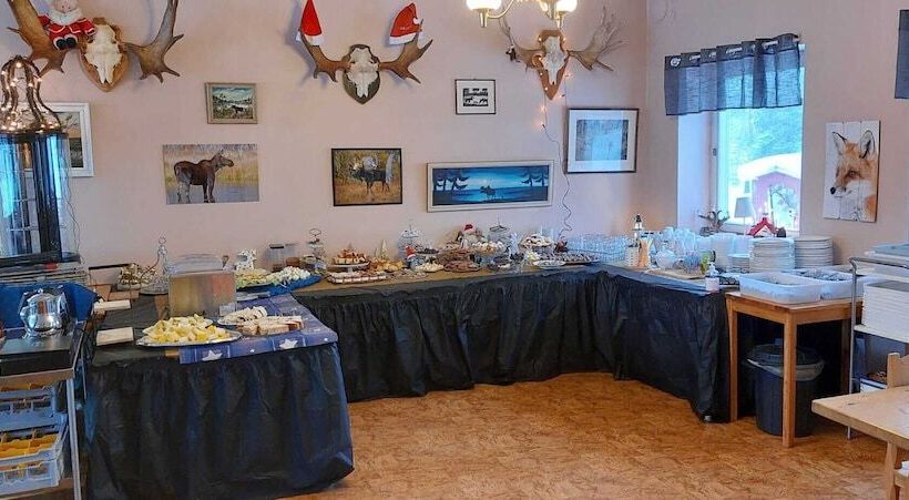 בית מלון כפרי Nederhögenvildmarkscenter